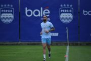 Pemain anyar Persib Layvin Kurzawa jalani latihan perdana