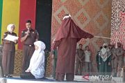Kejari Banda Aceh eksekusi cambuk enam pelanggar syariat Islam