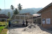 Kemendikdasmen dan Muhammadiyah bangun sekolah darurat di Agam