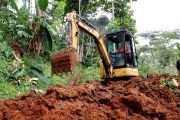 DPUPR Temanggung bangun jalan darurat bagi warga terdampak longsor