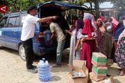 Gotong royong warga hadirkan air minum gratis pasca banjir Aceh Timur