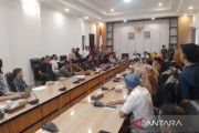 Anak usaha BRMS mangkir dari panggilan DPRD Sulteng