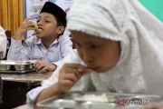 Pengamat: MBG diperlukan di tengah tantangan ekonomi