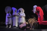 Pementasan teater Kapai-Kapai karya Arifin C Noer