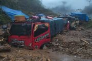 Jalan Trans Papua ruas Jayapura-Wamena putus akibat longsor