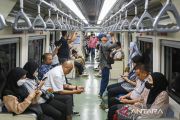 LRT Jabodebek catat pengguna turun 10 persen pada hari pertama WFH ASN