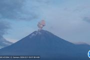 Semeru lima kali erupsi, tinggi letusan hingga 1.000 meter