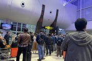 Pesawat Super Air Jet rute Lombok-Surabaya delay 4 Jam, Penumpang tuntut pertanggungjawaban