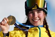 Atlet Australia Baff raup emas snowboard cross putri di Milan-Cortina