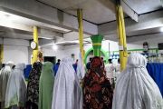 Jamaah Naqsyabandiyah Padang mulai tarawih malam pertama Ramadhan