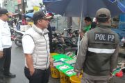 Jelang Ramadhan, Satpol PP tertibkan pedagang di Kebayoran Lama