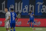 Super League- Persib kokoh di puncak klasemen setelah kalahkan Persita