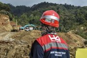 Jalan putus akibat longsor di Malalak telah terhubung