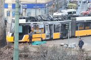 Satu tewas dan puluhan terluka dalam insiden trem tergelincir di Milan