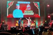 Ustadz Das'ad Latief ceramah di Cap Go Meh di Makassar