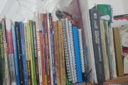 Budaya membaca keluarga dapat dibangun melalui buku menarik dan sudut baca