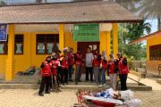 PMI bantu alat kebersihan untuk sekolah terdampak di Aceh Tamiang