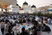 Ratusan warga ramaikan Kenduri Raya Nuzulul Quran di Aceh