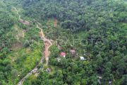 Tambang andesit rawan bencana di Padang Pariaman