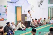 Bupati Dompu ingatkan warga bijak bermedia sosial