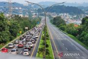 Kepolisian perpanjang jalur satu arah dari Tol Kalikangkung hingga Salatiga