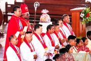 Uskup Timika ingatkan pesan Paus tentang katekese hidup kekal