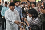 FOTO - Presiden Prabowo temui warga dalam Open House Lebaran