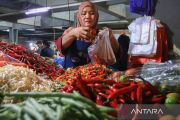 PIHPS: Harga cabai rawit merah tembus Rp104.050 per kilogram, daging ayam ras Rp43.450 per kg