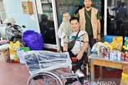 Penyadang disabilitas di OKU terima bantuan kursi roda