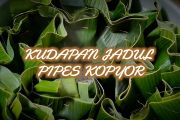 Pipes Kopyor, kudapan jadul yang bertahan di tengah jajanan kekinian