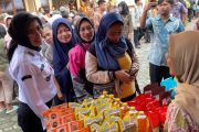 Ratusan warga serbu Gerakan Pangan Murah jelang Lebaran di Solo