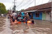 Pemkot fokus evakuasi dan dapur umum untuk tangani banjir Cilegon