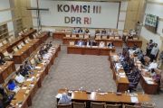 Jaksa bantah ke DPR soal intimidasi Amsal dengan "bronis"