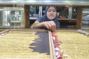 Harga emas Antam pada Jumat turun, menjadi Rp2,868 juta per gram