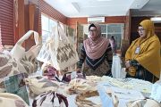 Peneliti Unnes manfaatkan limbah daun jadi zat pewarna alam