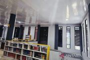 Disperpusip Natuna pastikan gedung perpustakaan aman setelah perbaikan plafon