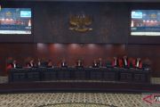 MK cecar operator seluler terkait polemik kuota internet hangus