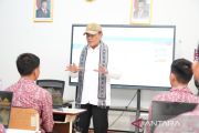 Menko Polkam pastikan kelancaran pendidikan di SR Pontianak