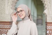 Optik Tunggal Hadirkan Solusi Kacamata untuk Hijab dalam Aktivitas Sehari-hari