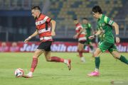 Pelatih Persebaya tekankan pemainnya untuk bermain dengan bahagia