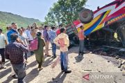 Bus padat penumpang terjun ke lereng di Kashmir India, 21 tewas