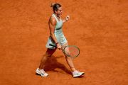 Sabalenka kesulitan, Swiatek menang cepat di babak kedua Madrid Open