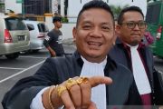 Olsen Tobing laporkan pinjol ancam bunuh kliennya