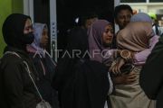 Perawatan korban kecelakaan kereta api di Bekasi Timur