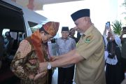 Gubernur Mahyeldi sambut kedatangan Menteri Agama dengan nuansa adat Minangkabau