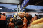 Tabrakan KRL dan KA Argo Bromo Anggrek di Bekasi tewaskan enam orang
