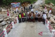 TNI AD pastikan jembatan armco di Bener Meriah layak digunakan warga