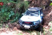 Offroad 4x4 Jember, 175 peserta taklukkan medan hutan