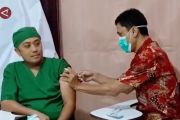 Tangani KLB campak, Sulteng mulai berikan vaksin MR untuk nakes