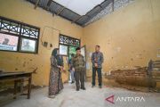 Mendikdasmen RI tinjau sekolah roboh di Bangkalan